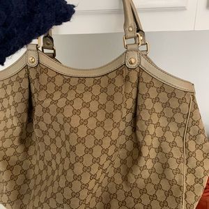 Gucci purse